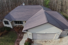 Oxford Metal Roofing Shingle in Mustang Brown