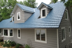 Rustic Metal Roofing Shingle in Oceanside Blue