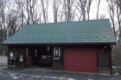Rustic Metal Roofing Shingle in Forest Green