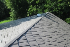 Rustic Metal Roofing Shingle in Shake Gray