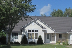 Rustic Metal Roofing Shingle in Shake Gray