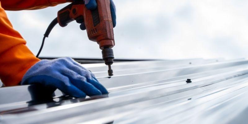 3 Benefits of Installing a Metal Roof During Winter