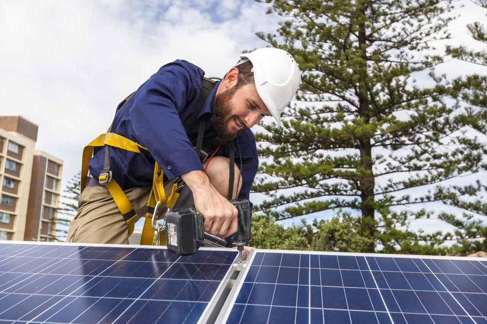 Solar Energy and Energy Savings from Your WI Roof